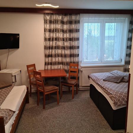 Motel Tosanovice Dolni Tosanovice Екстер'єр фото