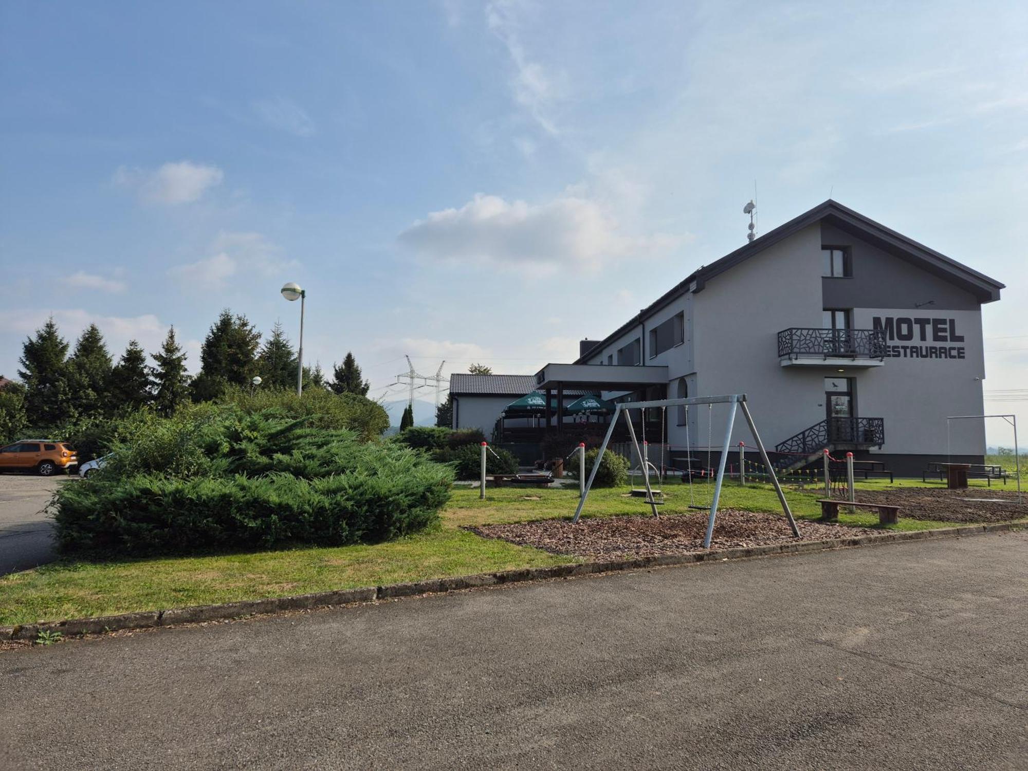 Motel Tosanovice Dolni Tosanovice Екстер'єр фото