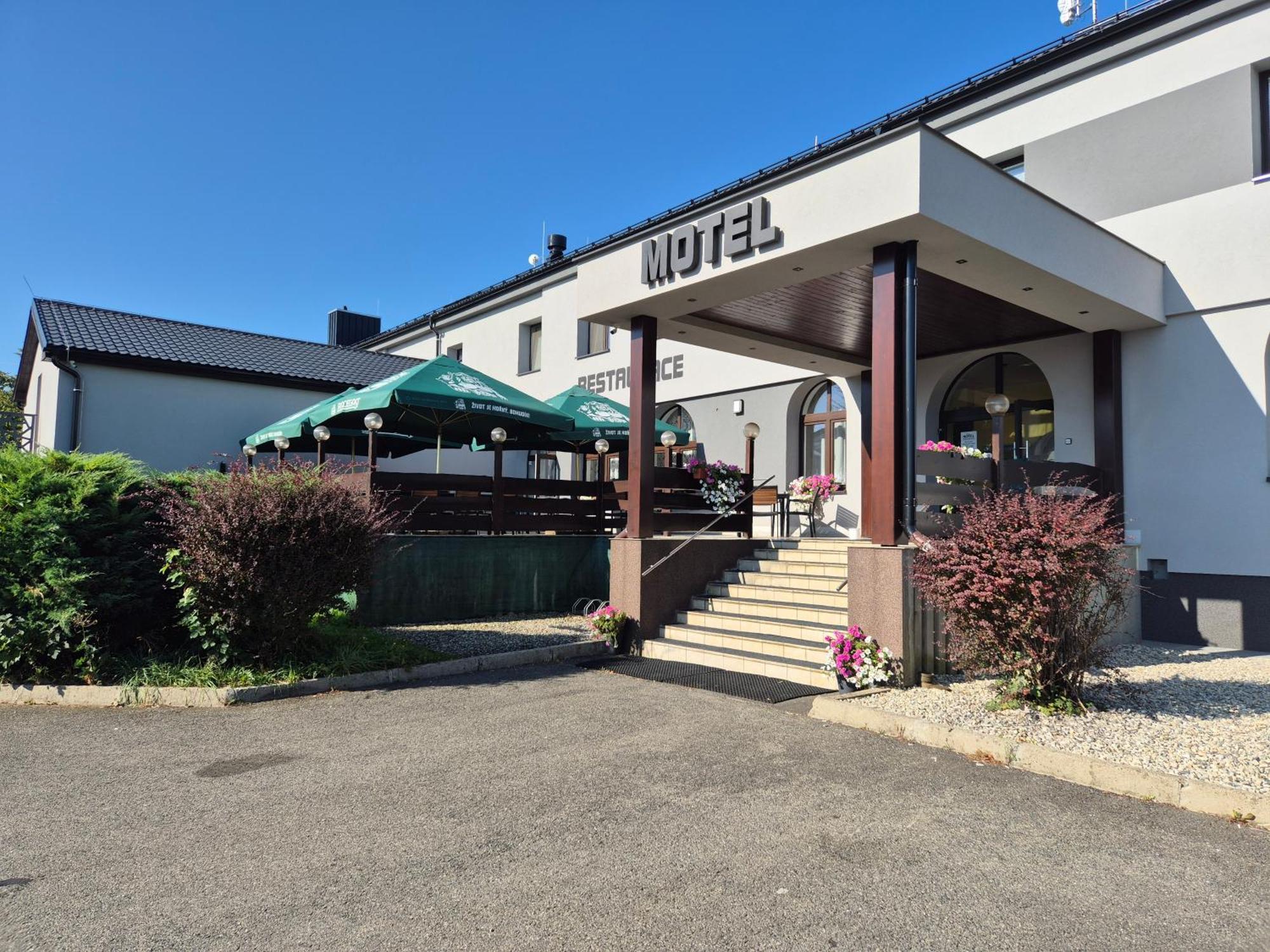 Motel Tosanovice Dolni Tosanovice Екстер'єр фото